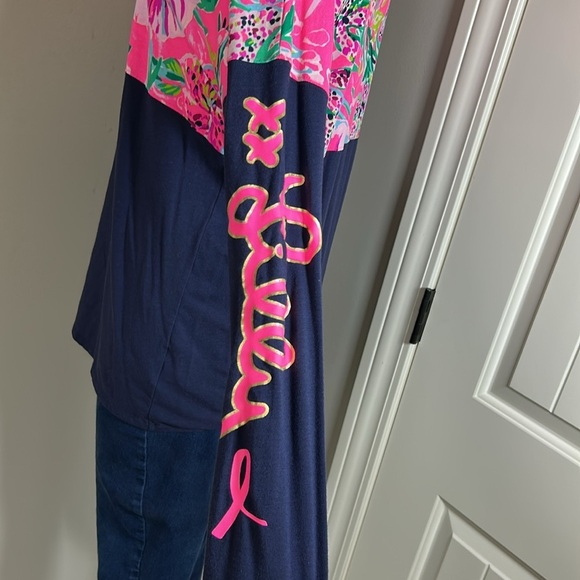 Lilly Pulitzer Cockatoo Pink Paws for a Cause Finn Long Sleeve Top Breast Cancer - Picture 5 of 11